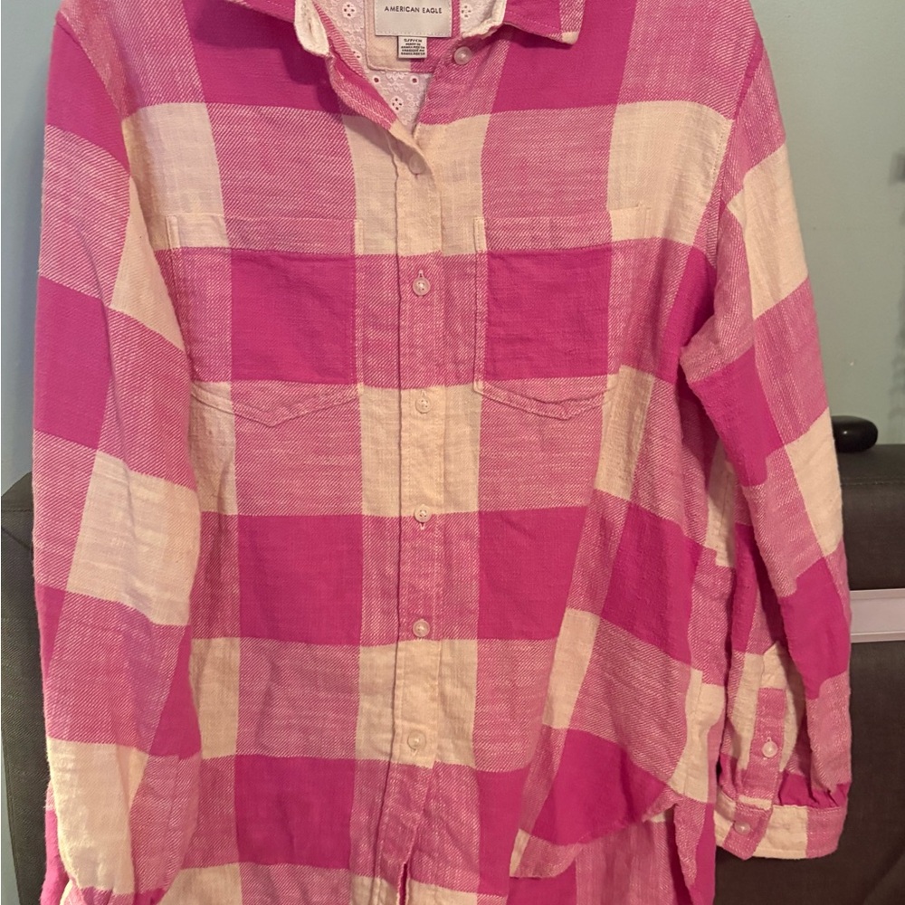 American Eagle Outfitters Pink and Cream Plaid Shirt NWT!